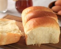 O pão mais fofinho do mundo: aprenda a fazer Shokupan, o pão de leite japonês que parece uma nuvem