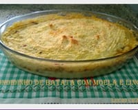 Escondidinho de batata com moela e linguiça