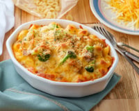 Macarrão com brócolis gratinado