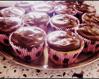 Muffin com gotas de chocolate e coco
