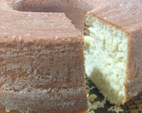 Bolo simples de baunilha