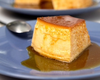 Sem lactose e cremoso: essa receita fácil de pudim de tapioca sem leite condensado é de salivar