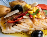 Nada de bacalhau ressecado na Páscoa: aqui estão as 4 melhores dicas do TudoGostoso para garantir que ele fique macio e suculento