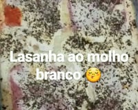 Lasanha com frango ao molho branco