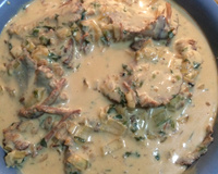 Lagarto com creme de cebola