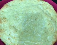 Torta de frango com massa de iogurte