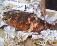 Tambaqui assado na brasa