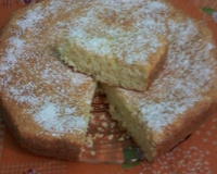 Bolo de aipim batido a mão