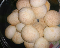 Pão de queijo com creme de leite