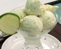 Sorvete de limão caseiro saudável sem lactose