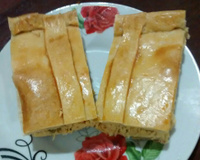 Torta de frango com ervilhas frescas