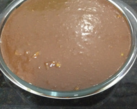 Gelado de pêssego com chocolate
