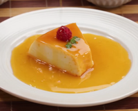 Testei o truque para fazer calda de pudim perfeita do TudoGostoso e finalmente não ficou com gosto de queimado nem amargor