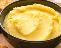 Nem batata, nem mandioca: essa fruta faz um purê maravilhoso que é perfeito para servir com peixes e frutos do mar