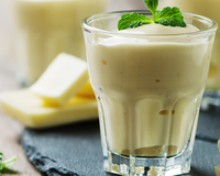 Sobremesa econômica para o dia dos pais: saiba como fazer mousse de chocolate branco para o almoço de domingo