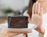 O que acontece com o seu corpo se você parar de consumir açúcar por 14 dias, segundo o educador em nutrição Eric Berg