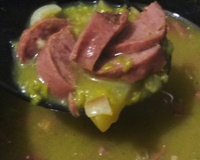 Sopa de Ervilha com Calabresa