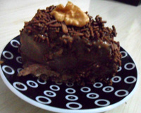 Pudim de chocolate e nozes