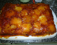 Bolo de abacaxi em calda