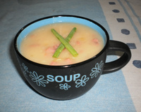 Sopa de mandioca prática e deliciosa