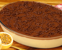 Travessa da felicidade: mousse de maracujá perfeita com chocolate que rende muito e fica pronto num piscar de olhos