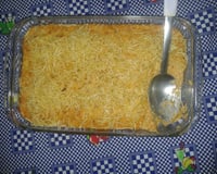 Desfiado de frango gratinado com batata palha