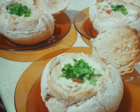 Sopa de milho no pão