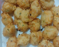 Bolinho de arroz com mussarela