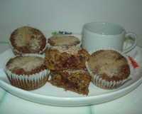 Muffin de banana recheado com goiabada