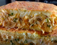 Torta de frango cremosa divina: com uma massa levinha, receita é perfeita para um lanche ou jantar em família