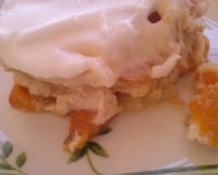 Pavê de pêssego com bolacha de champanhe