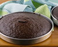 Eu aprendi a fazer bolo sem ovo quando faltou o ingrediente e agora faço sempre no lanche