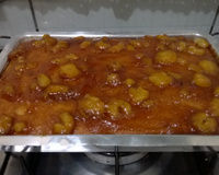 Bolo caramelizado de banana