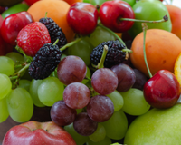 Essa frutinha que todo mundo adora pode ser muito prejudicial; mesmo assim, nós a compramos como uma guloseima e incentivamos as crianças a consumi-la