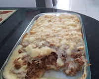 Escondidinho de carne de sol com queijo de coalho