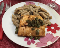 Salmão ao molho de alcaparras