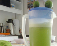 Suco de limão,gengibre e capim cidreira