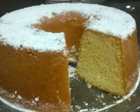 Bolo de fubá molhadinho