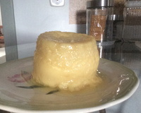 Pudim de caneca no micro-ondas