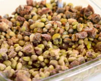 Feijão tropeiro com feijão de corda