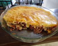 Escondidinho de carne seca com mandioca