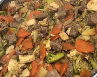 Yakisoba simples de legumes e carne