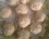 Brigadeiro fit de coco de micro-ondas