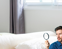 Se você coloca o seu travesseiro no sol para se livrar de ácaros, você precisa saber o que esse neurocientista tem a dizer