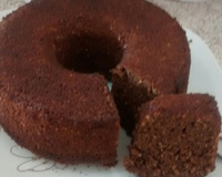 Bolo de chocolate integral com cobertura