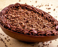 Ovo de Páscoa Crocante com Recheio de Brigadeiro Cremoso