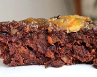 Esse bolo de Natal com frutas secas e geleia de laranja já virou o substituto do panetone aqui em casa: receita deliciosa