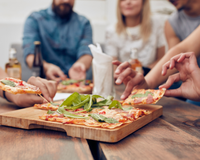 Drinks e snacks: 4 acessórios para tornar a reunião entre amigos ainda mais divertida