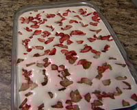 Sobremesa simples de morango