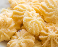 Biscoitinho amanteigado de leite em pó: receita fácil e deliciosa para servir com o café da tarde!